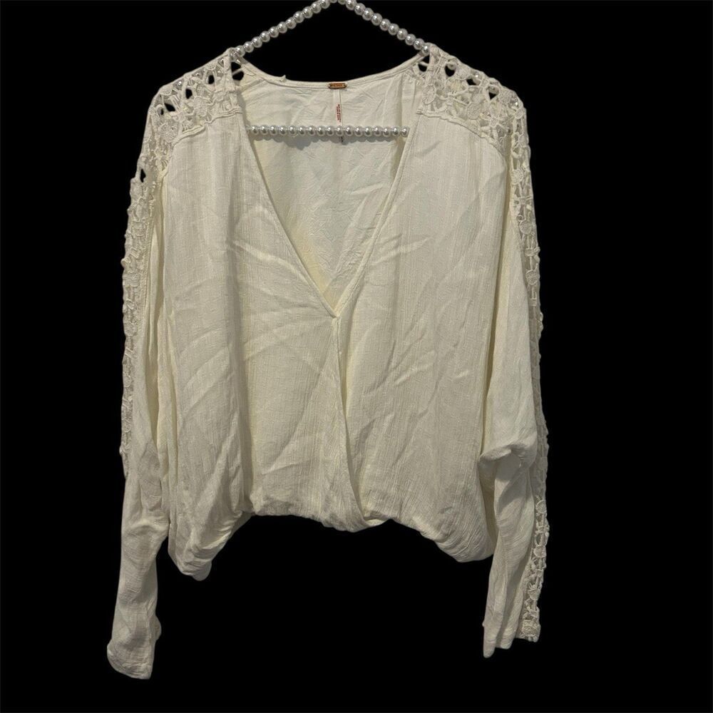 Free People Runaway Wrap Blouse Womens Size S White Crochet Dolman Sleeve Boho